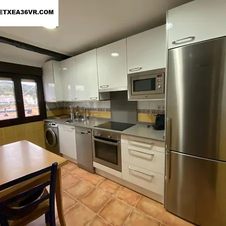 Aurrekoetxea 36 Vacation Rental, 5d Appartement Bermeo